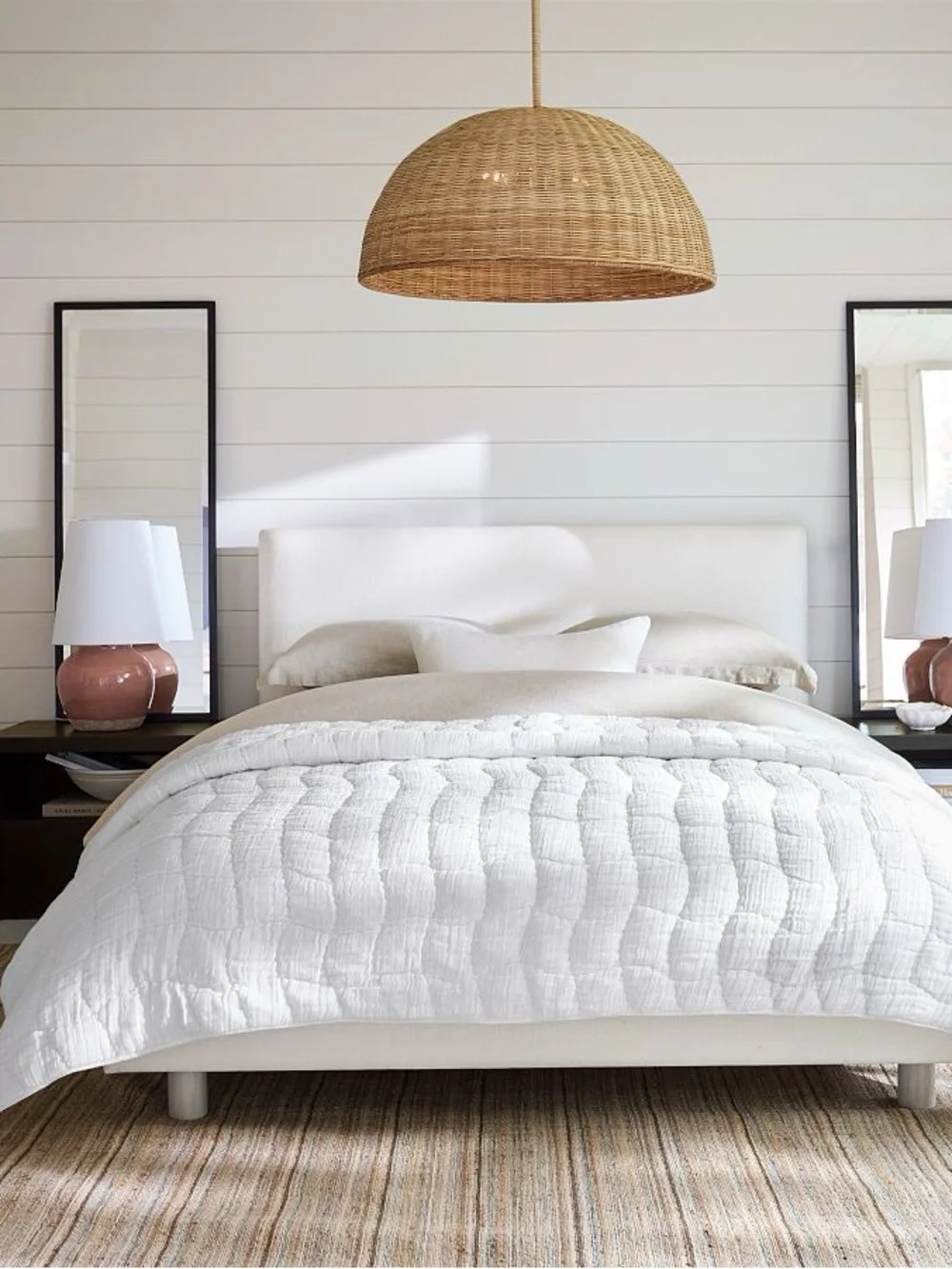 NWT! Pottery Barn Cloud Quilt White King w/ 1 Euro Sham - Picture 2 of 7
